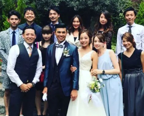 小島よしおの結婚した嫁は小松愛唯 子供はいるのか 実は超エリートだった 速報 芸能 プチ格闘技ニュース 小島よしおの結婚した嫁は小松愛唯 子供はいるのか 実は超エリートだった 速報 芸能 プチ格闘技ニュース